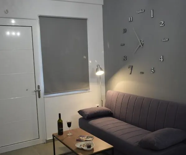 George & Dimitra's House * Charokopio