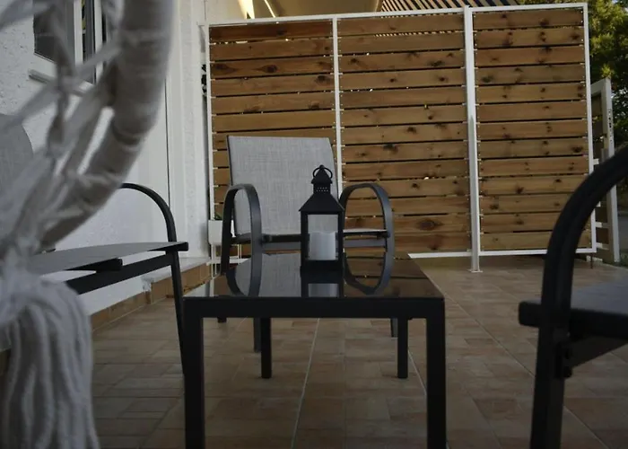 George & Dimitra's House Apartamento