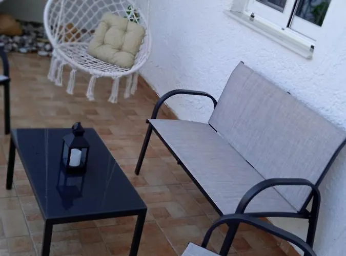 George & Dimitra's House * Charokopio